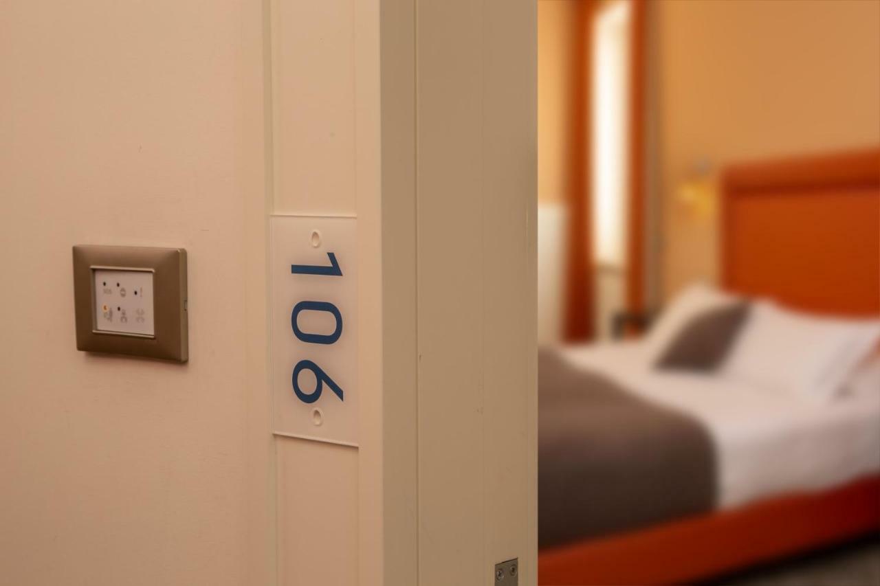 My Trevi Charming & Luxury Rooms Rzym Zewnętrze zdjęcie